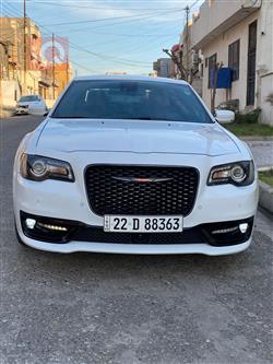 کرایسلەر 300